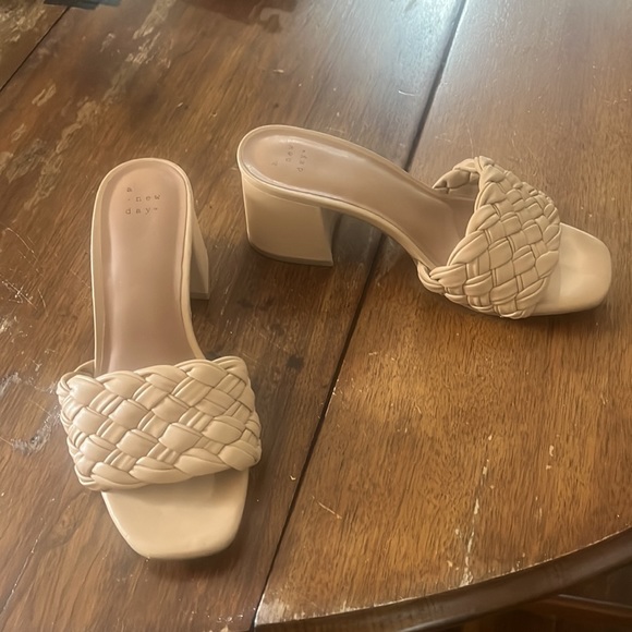 Mule Heels - Picture 3 of 3